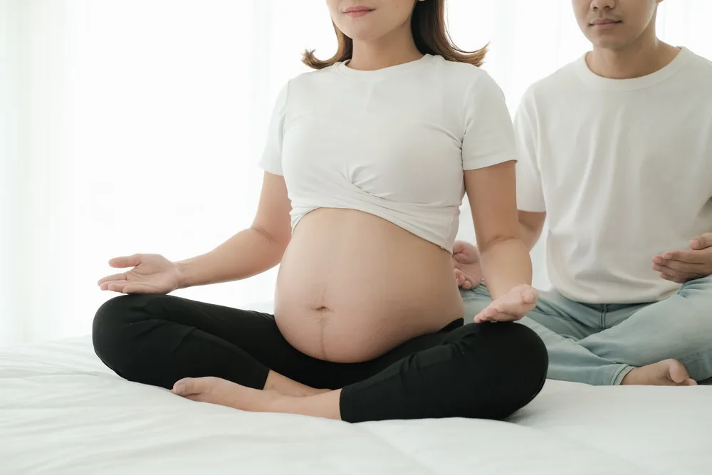 Waktu yang Tepat untuk Ibu Hamil Memulai Yoga
